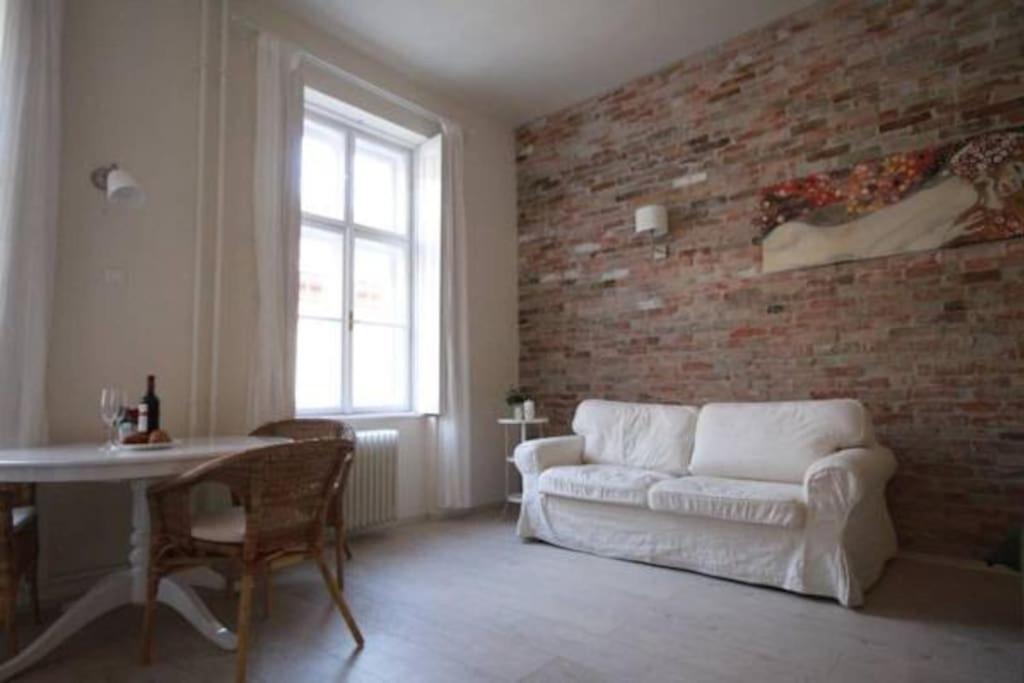 Trendy Home Near Basilica With Ac Boedapest Buitenkant foto